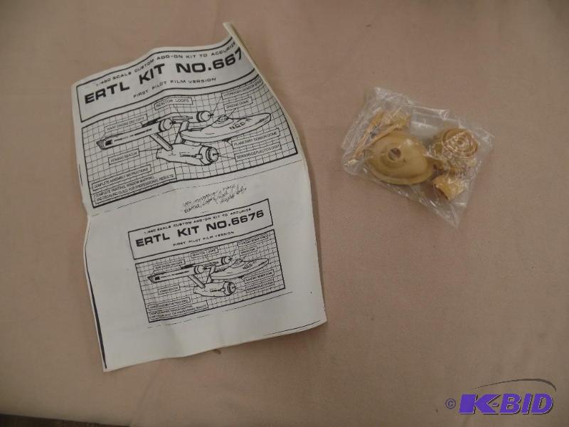 lot 57 image: Star Trek Model Kit Add-On