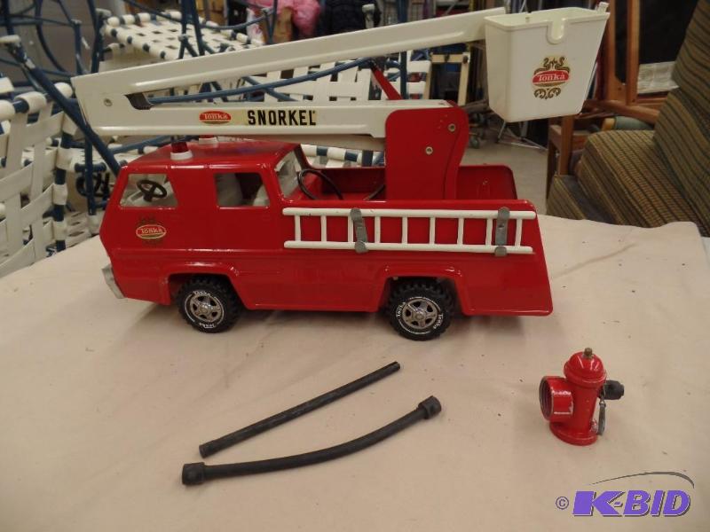 lot 67 image: Tonka Truck