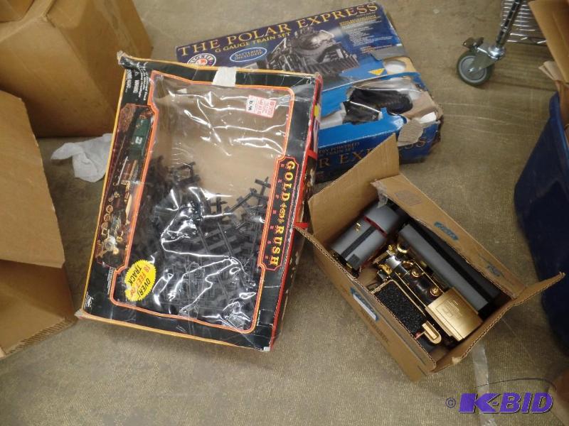 lot 68 image: Train Sets