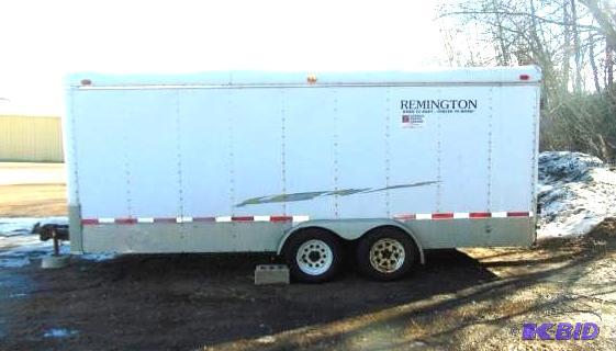 lot 1 image: 1994 United 18 Enclosed Trailer   Vin # - 48...