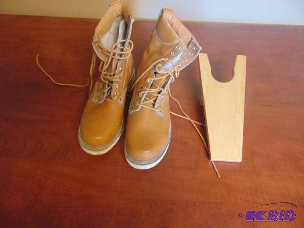 lot 21 image: Size 9-12 Leather Boots and Boot Remover   A...