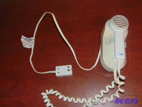 lot 33 image: Hotel Style Wall Mounted Hair Dryer   Tested ...