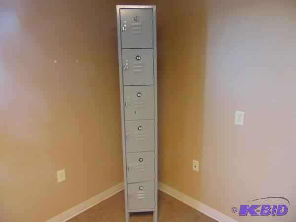 lot 51 image: (6) Compartment Locker   Appear to be in good...