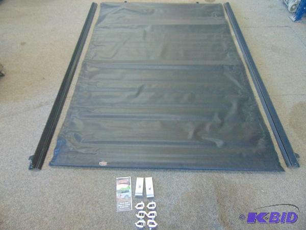 lot 6 image: 8 Access Cover With All Hardware   Owner sta...