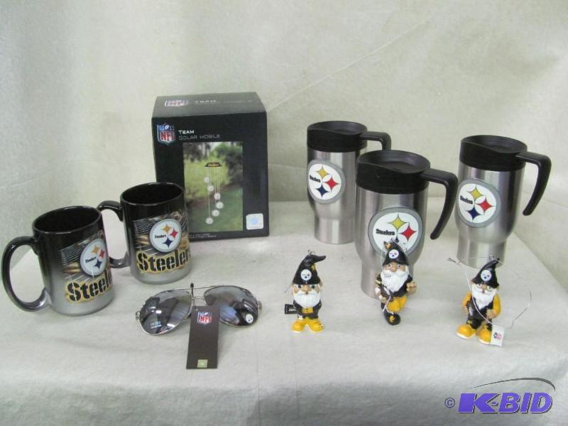 lot 24 image: Pittsburgh Steelers Collectible Lot