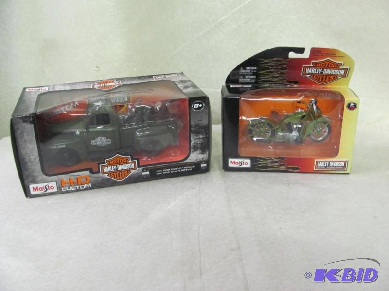 lot 32 image: Harley Collectible Lot