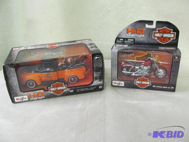 lot 34 image: Harley Collectible Lot