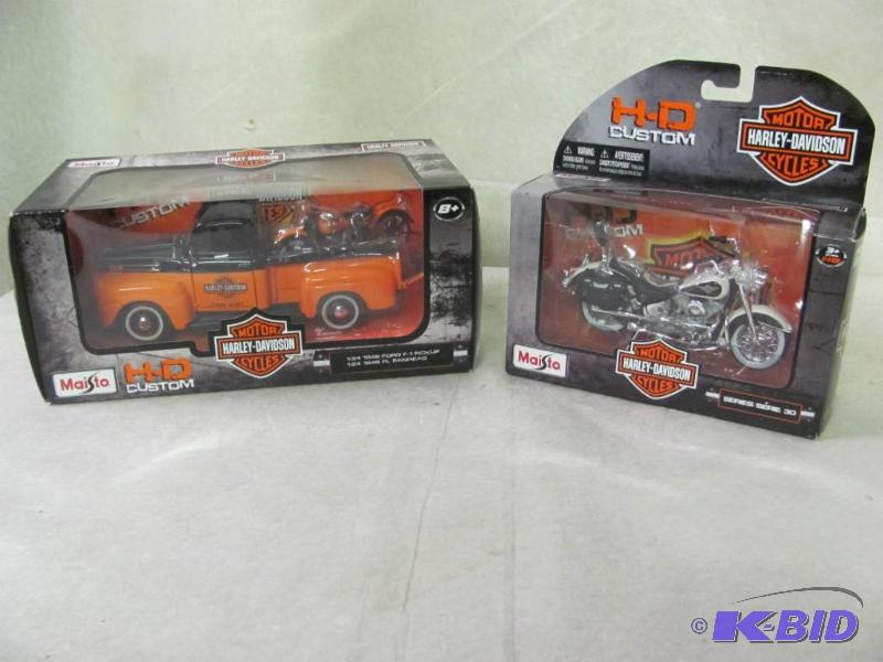lot 35 image: Harley Collectible Lot