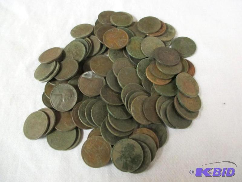 lot 26 image: 90 Early Lincoln Cents  1909-1939 found with a metal detector. They are dirty but a lot of BETTER D