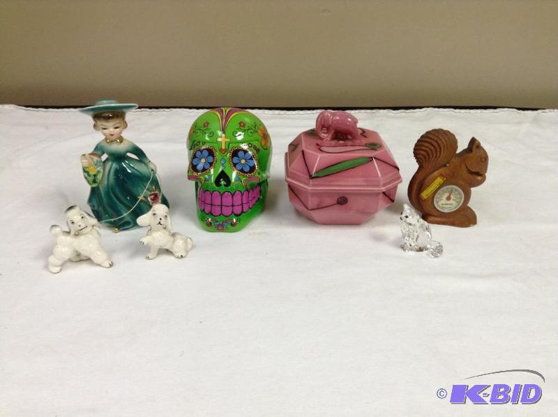 Lot of 5 collectibles