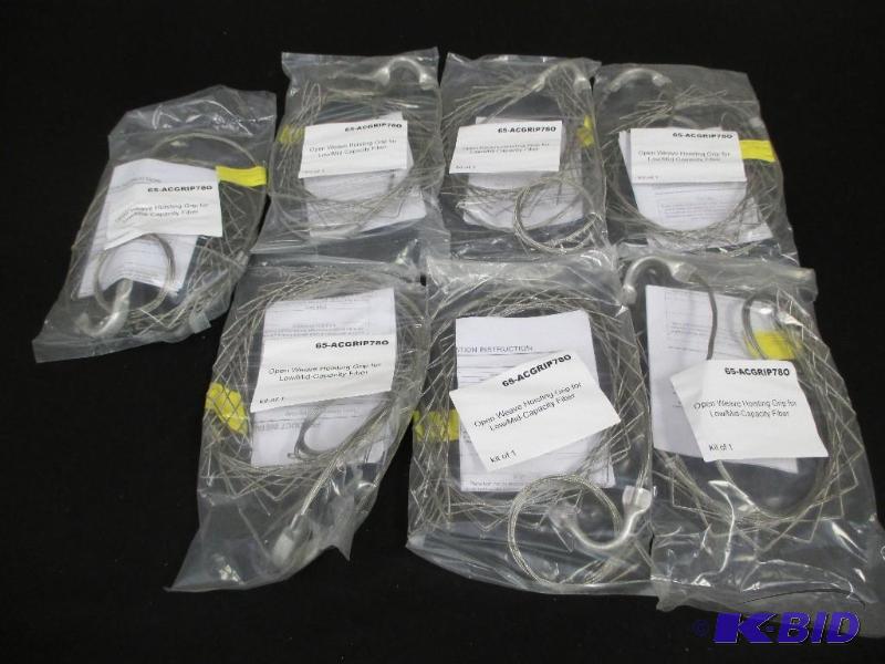 Open weave hoisting grip lowmid capacity fiber