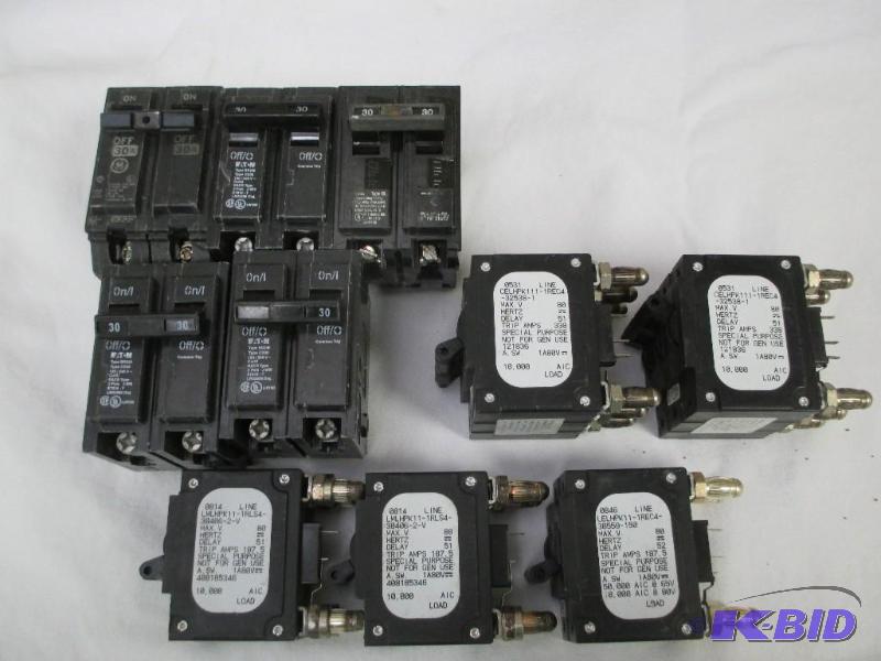 Lot of 10 circuit breakers various sizes