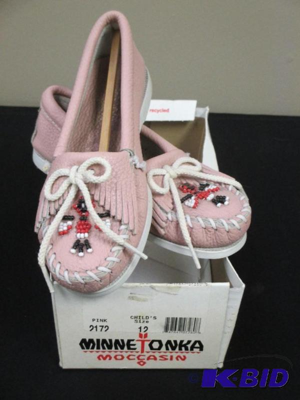 Child size 12 Minnetonka moccasins