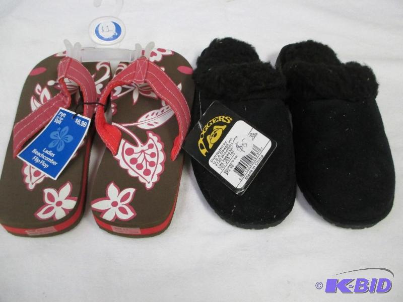 Lot of two Womens shoes- flip flops and scuffs