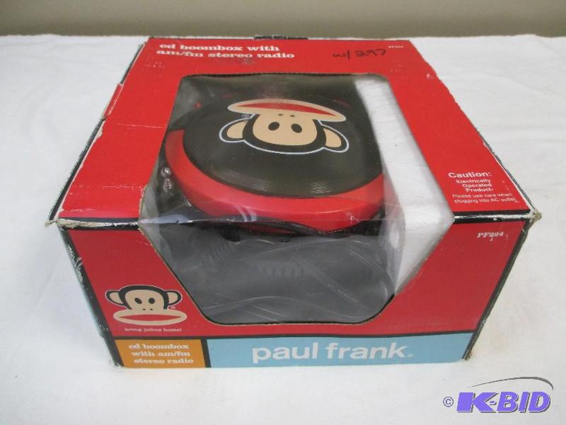 Paul Frank CD Boombox w AMFM Stereo Radio