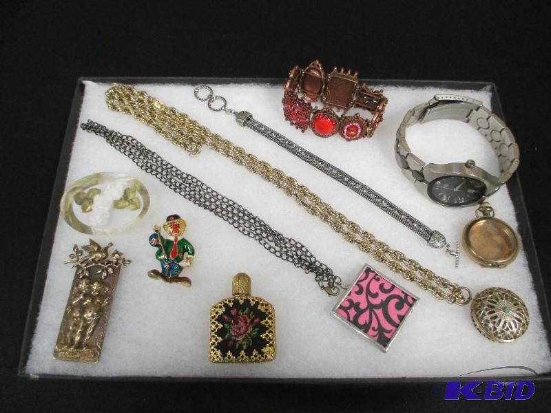 Lot of Fashion Jewelry