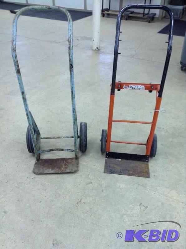 lot 50 image: Two Hand Trucks