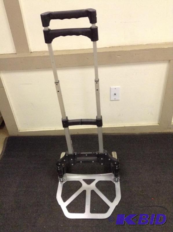 lot 64 image: Portable Hand Truck
