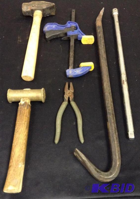 lot 69 image: Lot of Hand Tools