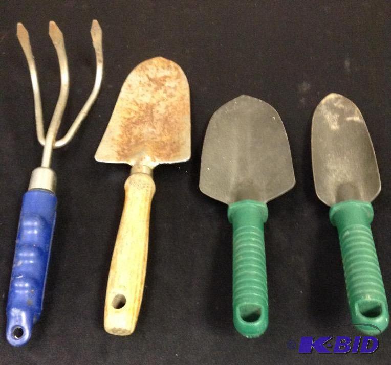 lot 70 image: Lot of Garden Tools