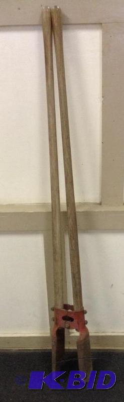 lot 74 image: Post Hole Digger