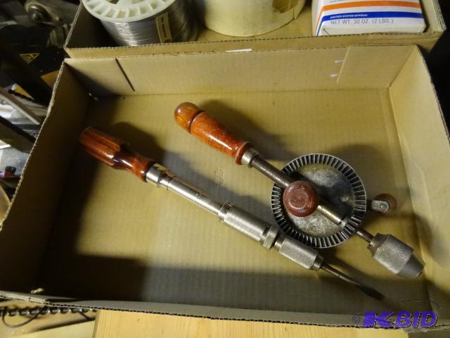 lot 107 image: 2 Hand Drills...