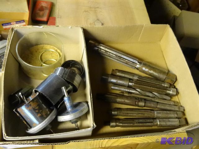 lot 113 image: Misc Bits...