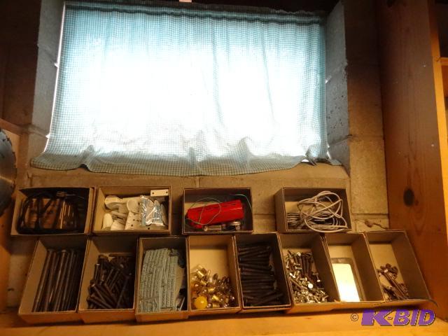 lot 124 image: Misc Hardware...