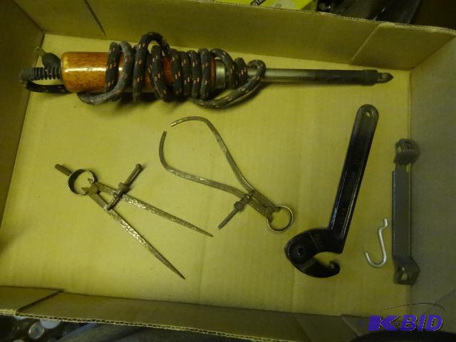 lot 125 image: Soldering Iron...