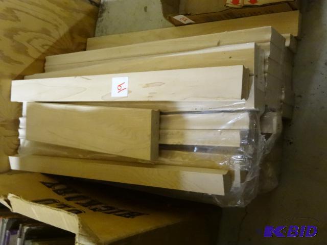 lot 19 image: Lot of Wood 18 Long Approx 35 Pieces Various...