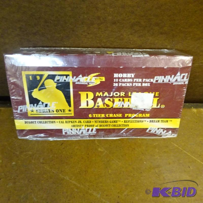 lot 193 image: Pinnacle Major League Baseball Cards. 1996. S...