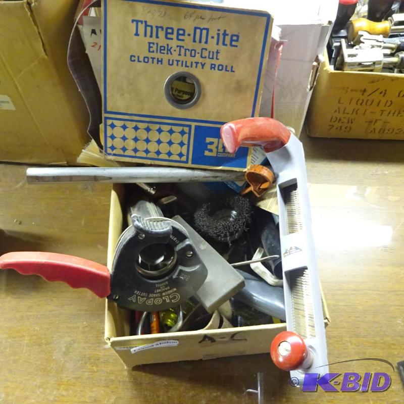 lot 213 image: Box of Misc Tools...