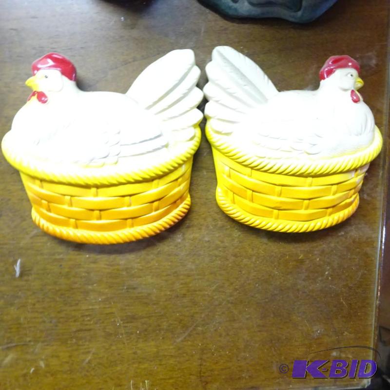 lot 219 image: 2 Vintage Chicken Wall Hangings...