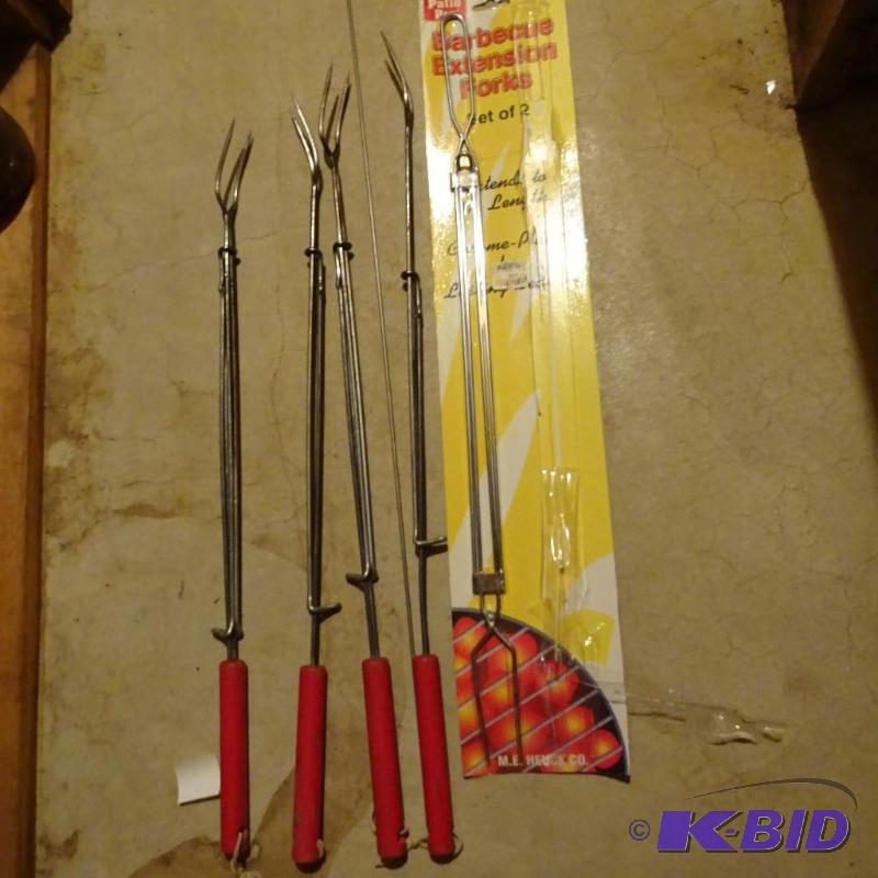 lot 325 image: Camp Fire Forks...