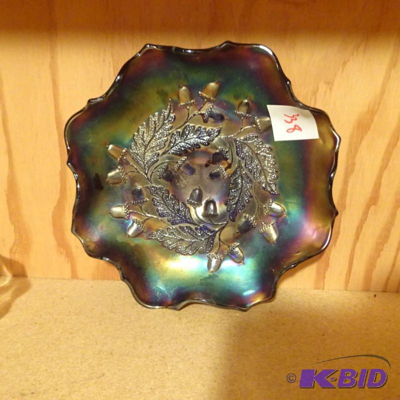 lot 338 image: Decorative Carnival Glass Candy Dish...