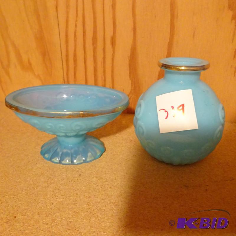 lot 339 image: 2 Avon Blue Glass Pieces...