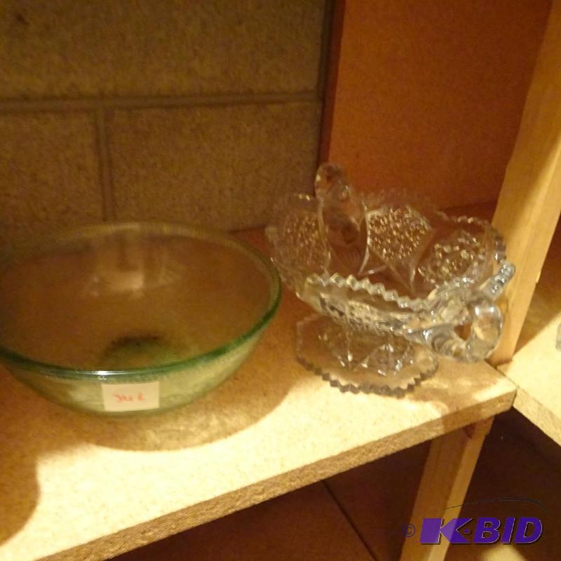 lot 346 image: 2 Decorative Glass Dishes...