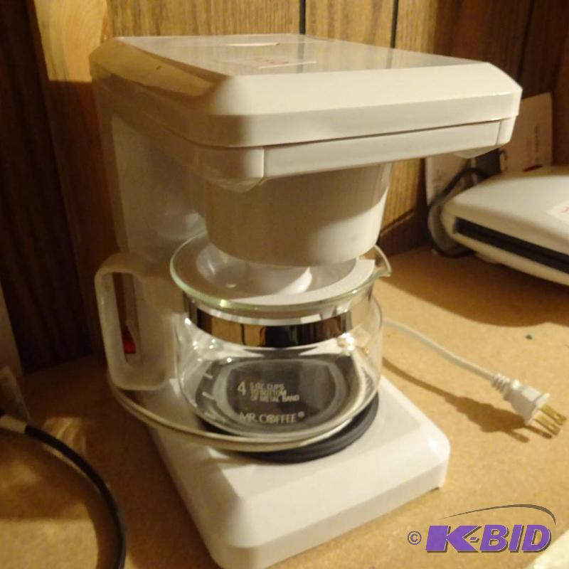 lot 350 image: Mr Coffee 4 Cup Coffee Maker...