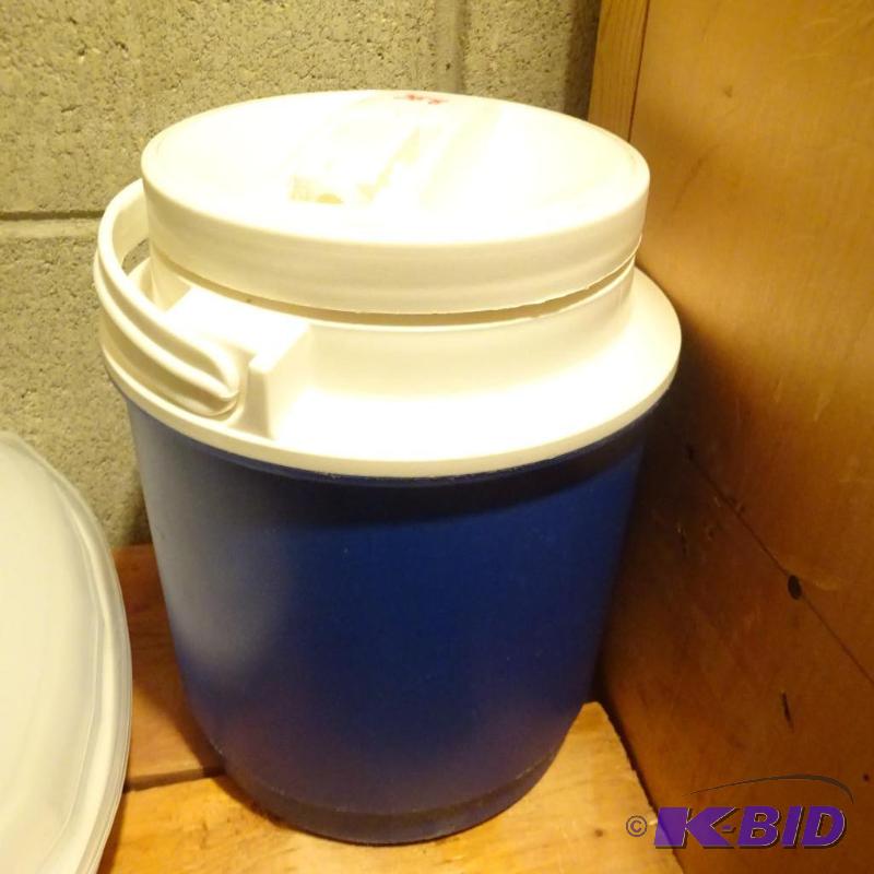 lot 368 image: 1 Gallon Water Cooler....