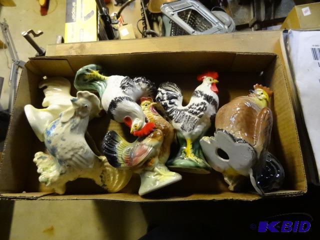 lot 57 image: Lot of Vintage Ceramic Roosters...