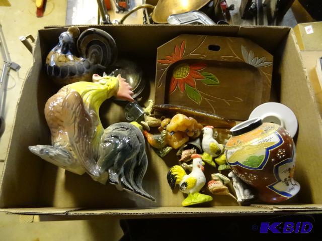 lot 76 image: Misc Knick Knacks Vintage Rooster...