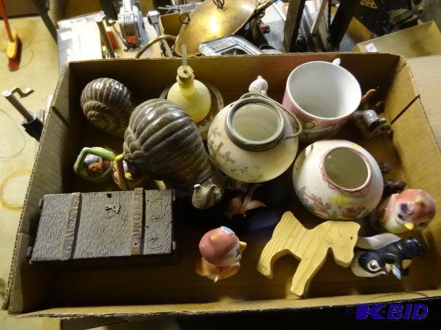 lot 80 image: Misc Knick Knacks...