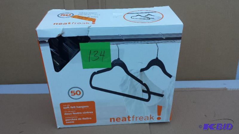 lot 134 image: Neatfreak Soft Felt Hangers