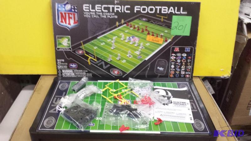 lot 201 image: Electric Football