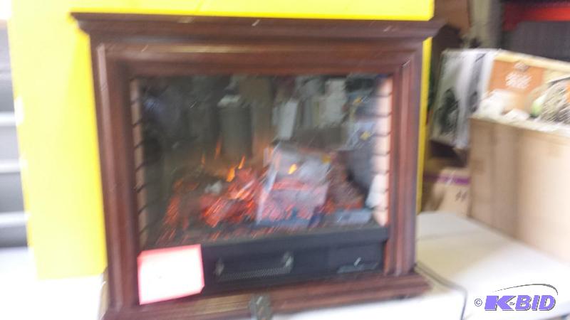lot 24 image: Fireplace