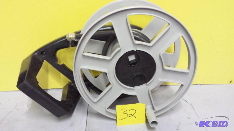 lot 32 image: Garden Hose Reel