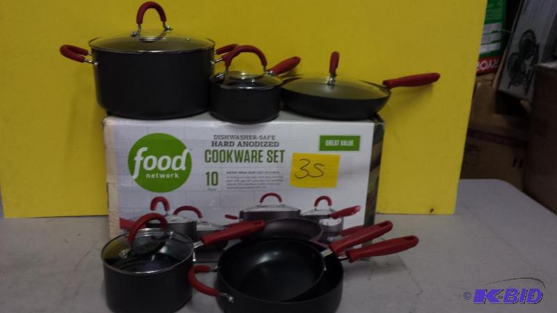 lot 35 image: Food Network Cookware Set 10 pieces