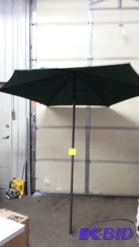 lot 58 image: OutdoorPatio Umbrella