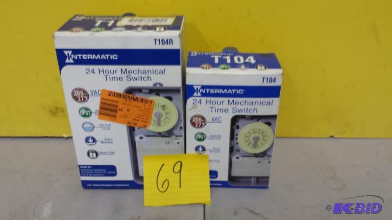 lot 69 image: Lot of 2 Intermatic 24 Hr Mechanical Time Switch