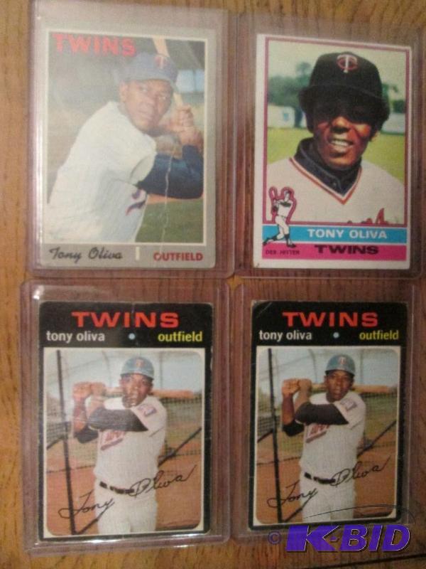 lot 125 image: 4 Tony Oliva Topps collector cards, 1970 1971...